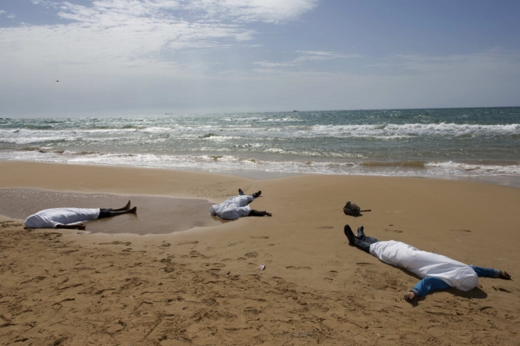 Νέα θύματα στη Μεσόγειο, ανθρωπιστική κρίση στα νησιά